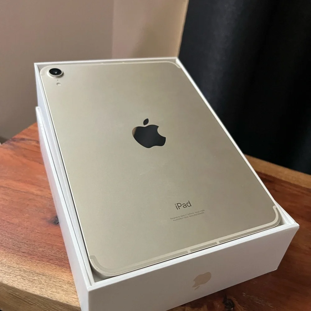 Apple iPad mini 6 generation- Starlight
